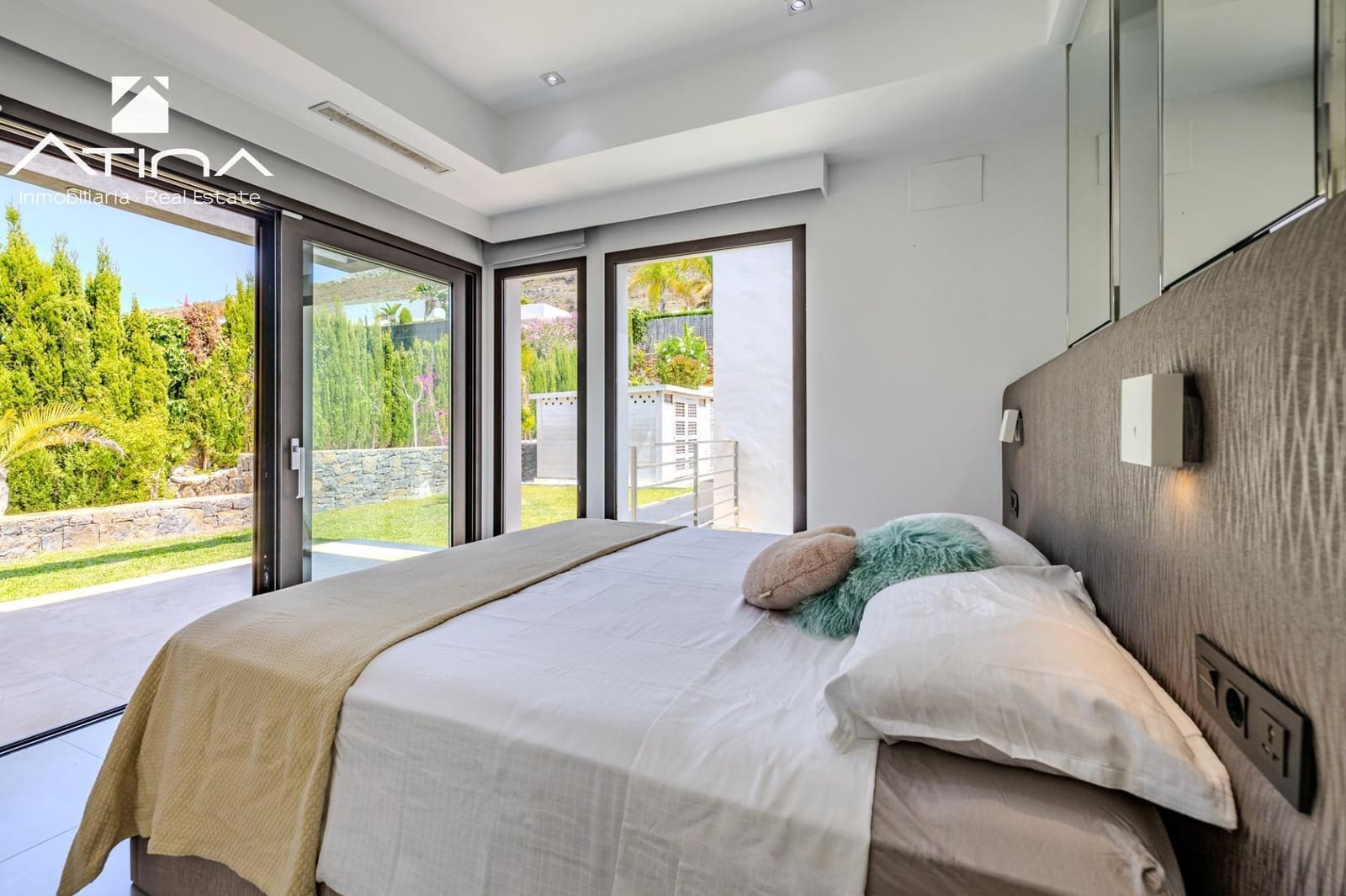 5 quarto Moradia para venda em Javea / Xabia com piscina garagem - 2 350 000 € (Ref: 8885960)