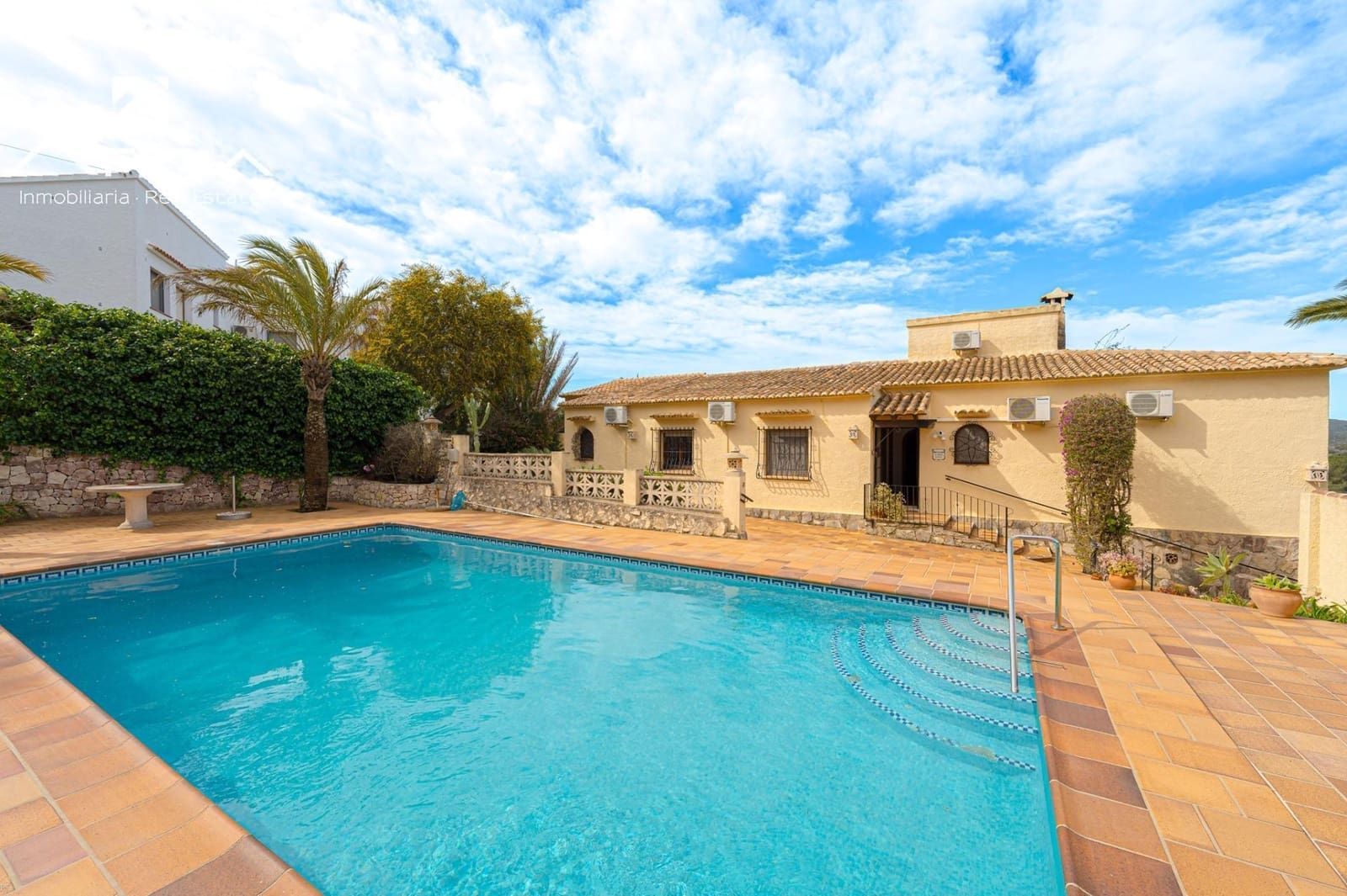 5 soverom Villa til salgs i Javea / Xabia med svømmebasseng garasje - € 879 000 (Ref: 8915202)