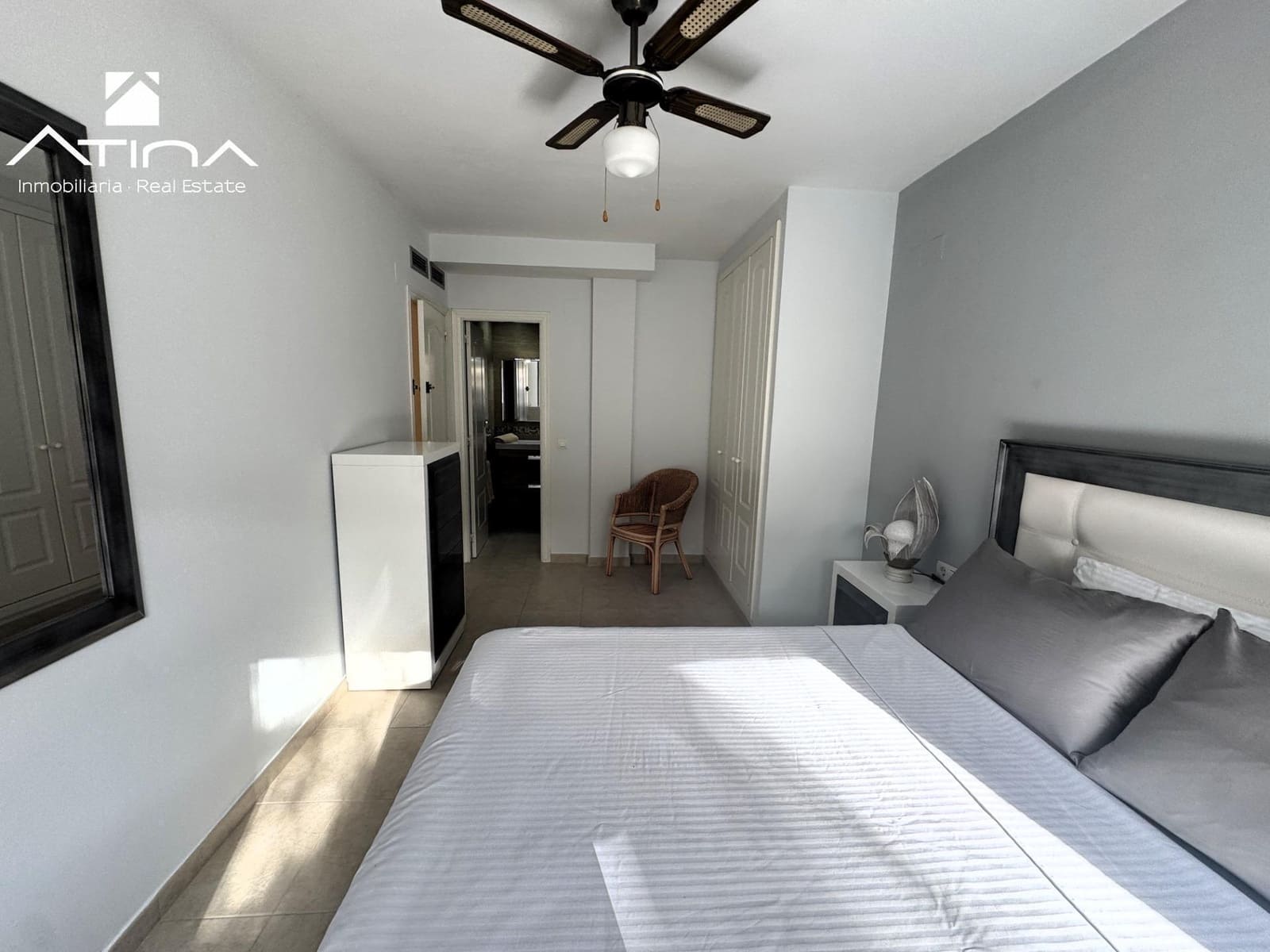 3 chambre Appartement à vendre à Arenal avec piscine garage - 489 000 € (Ref: 8923916)