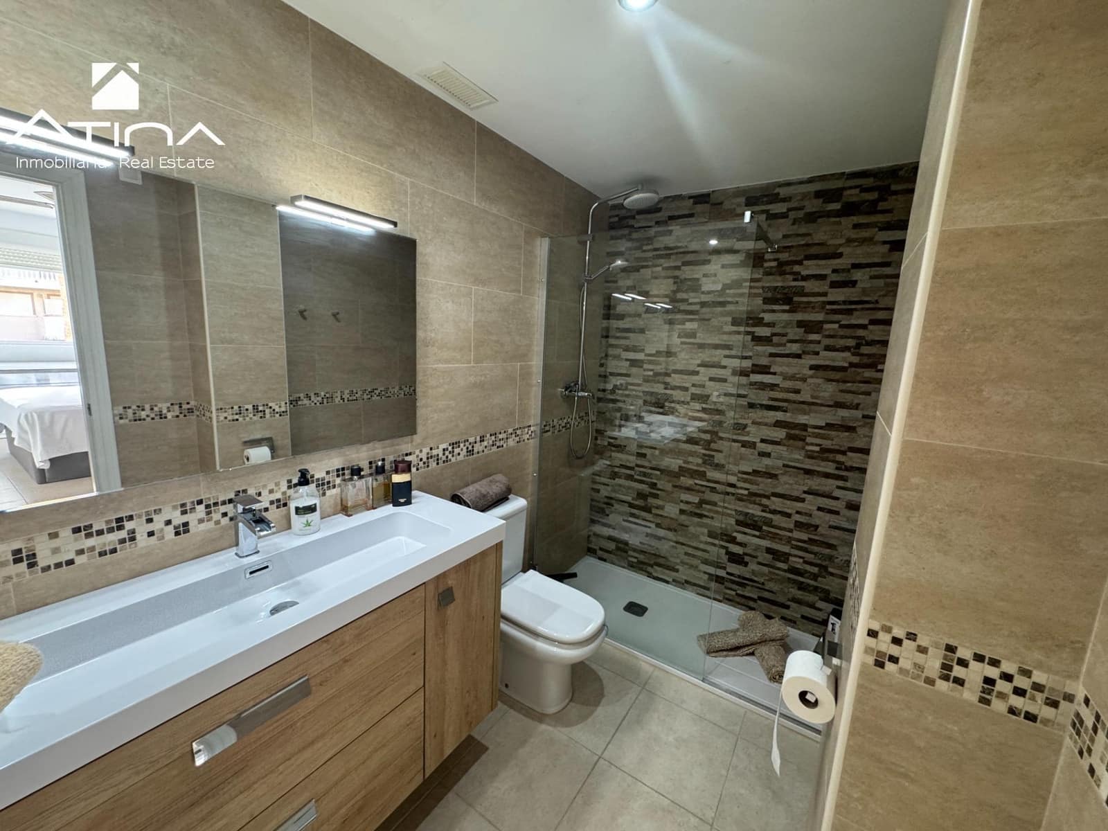 3 chambre Appartement à vendre à Arenal avec piscine garage - 489 000 € (Ref: 8923916)