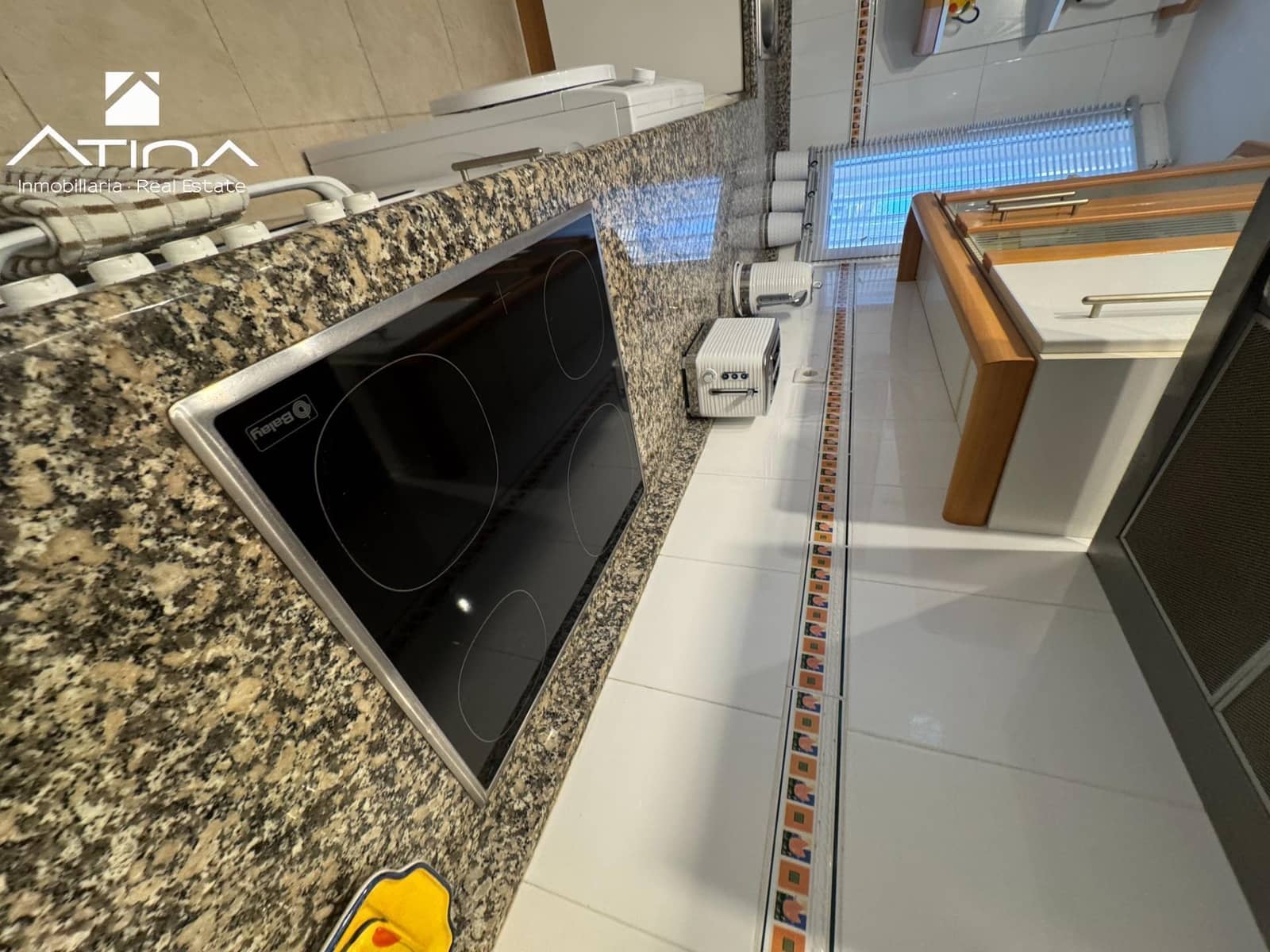 3 chambre Appartement à vendre à Arenal avec piscine garage - 489 000 € (Ref: 8923916)