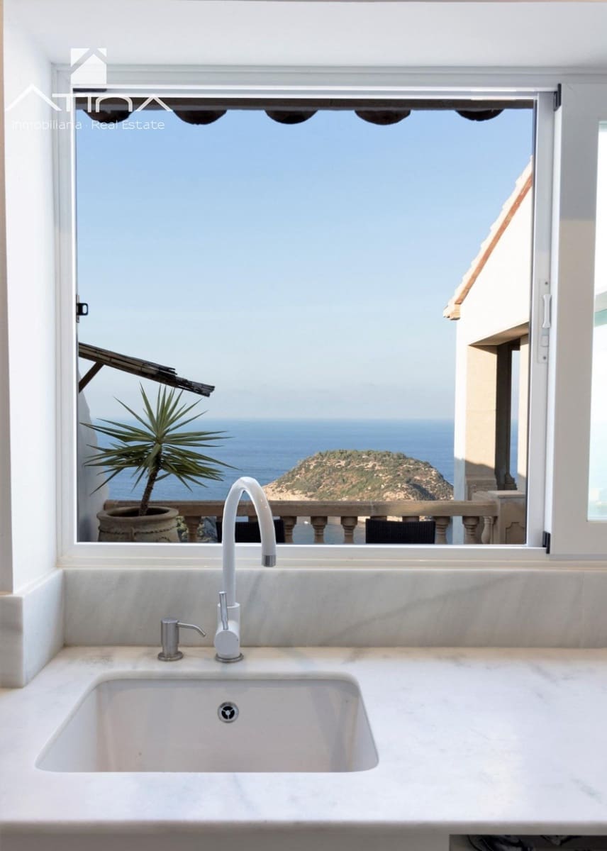 5 makuuhuone Huvila myytävänä paikassa Javea / Xabia mukana uima-altaan 
autotalli - 1 775 000 € (Ref: 8938572)