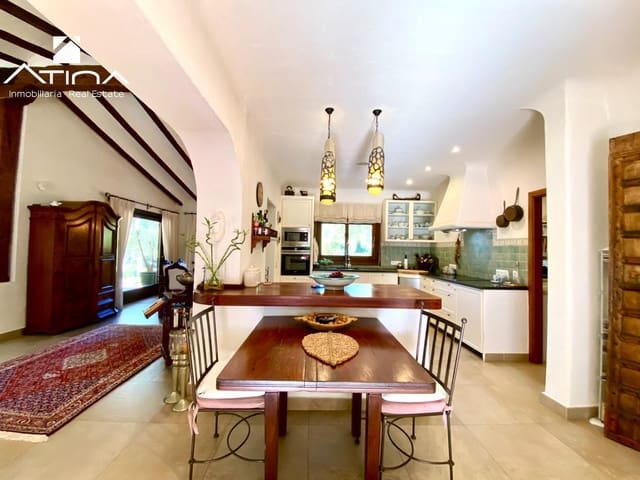 4 makuuhuone Huvila myytävänä paikassa Puerto, Javea / Xàbia mukana uima-altaan 
autotalli - 1 790 000 € (Ref: 8946850)