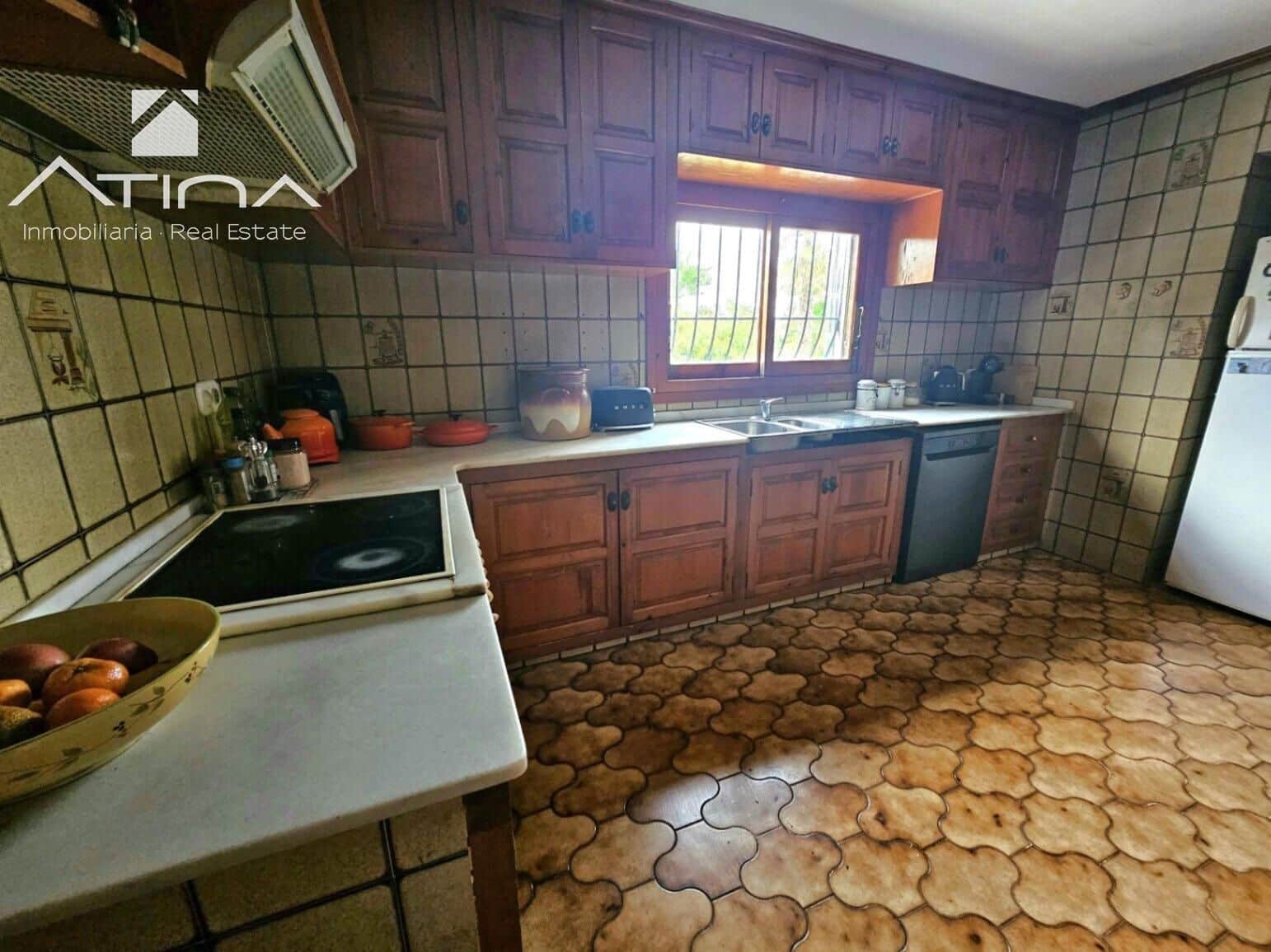 6 bedroom Villa for sale in Javea / Xabia with pool garage - € 825,000 (Ref: 9008632)