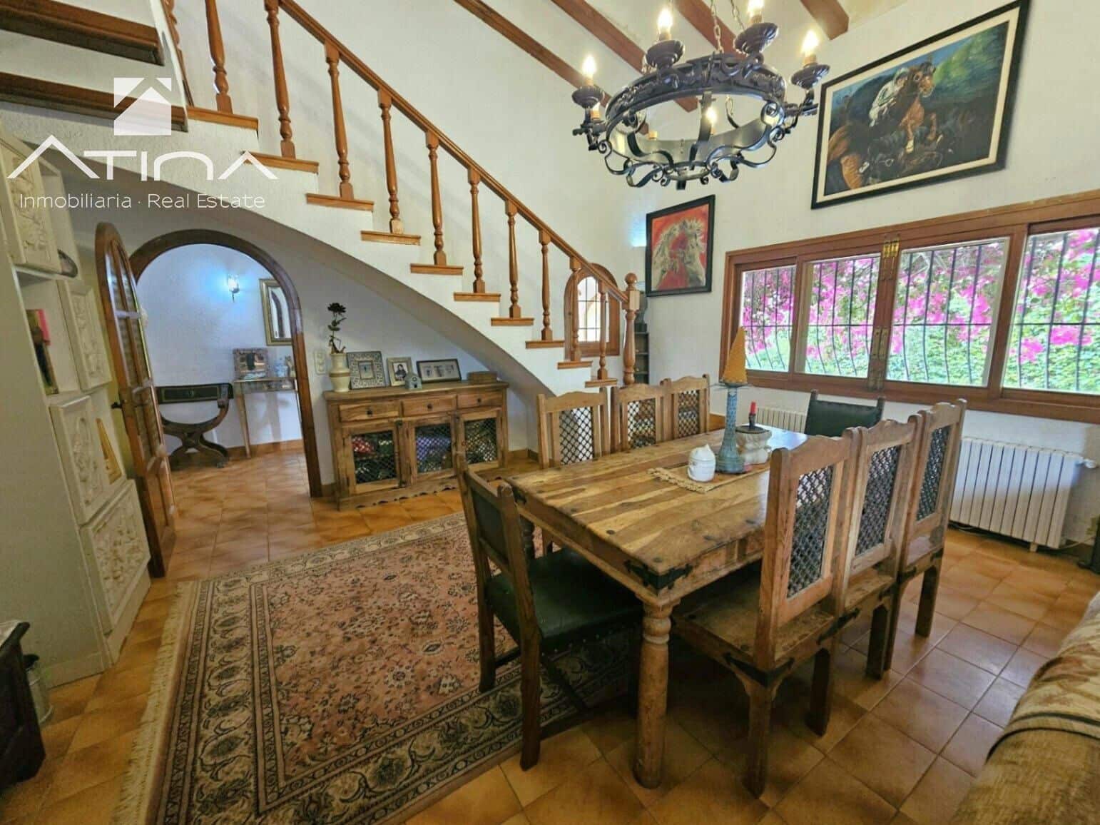 6 bedroom Villa for sale in Javea / Xabia with pool garage - € 825,000 (Ref: 9008632)