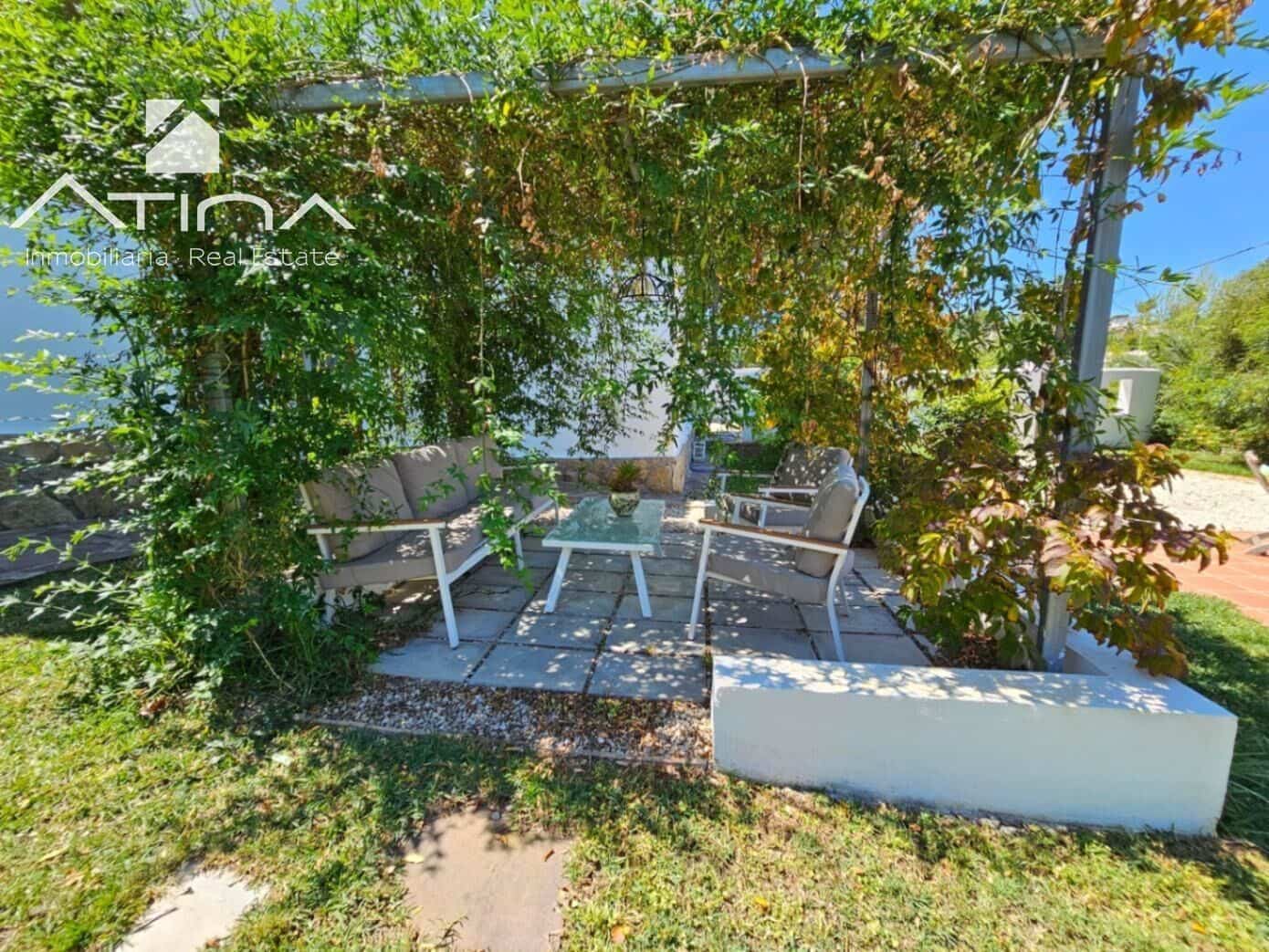 6 bedroom Villa for sale in Javea / Xabia with pool garage - € 825,000 (Ref: 9008632)