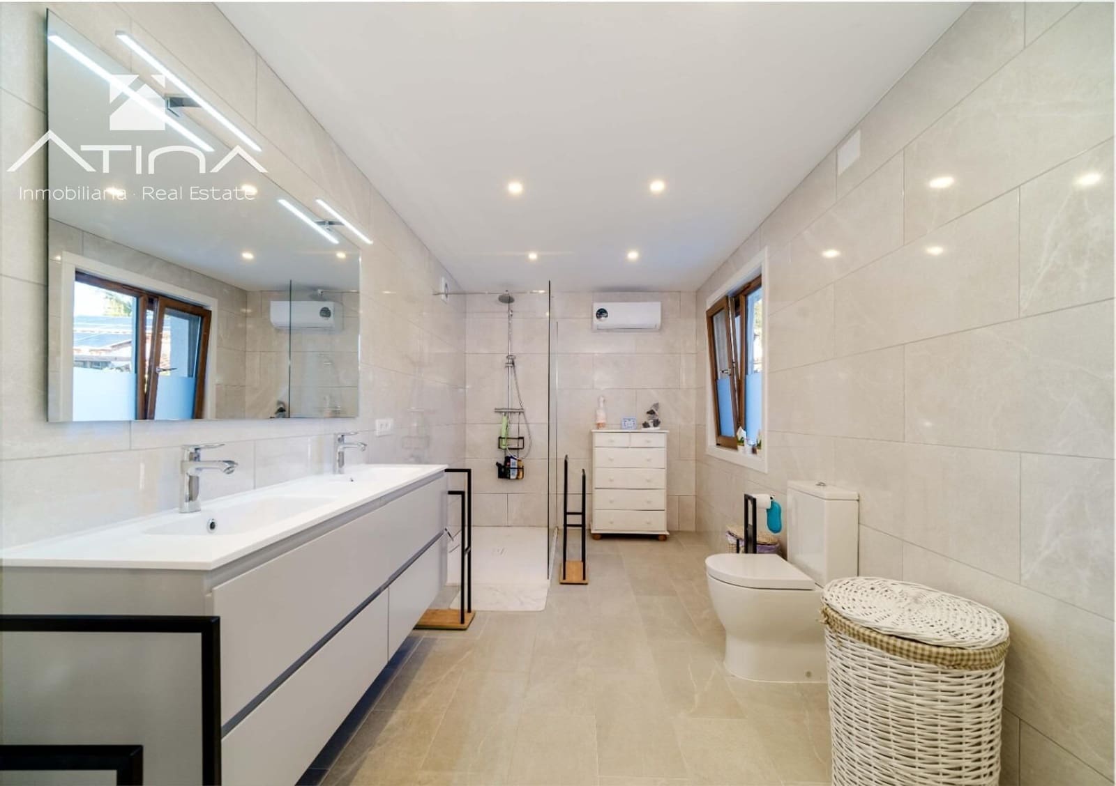 Chalet de 4 habitaciones en Javea / Xàbia en venta con piscina garaje - 795.000 € (Ref: 9012258)