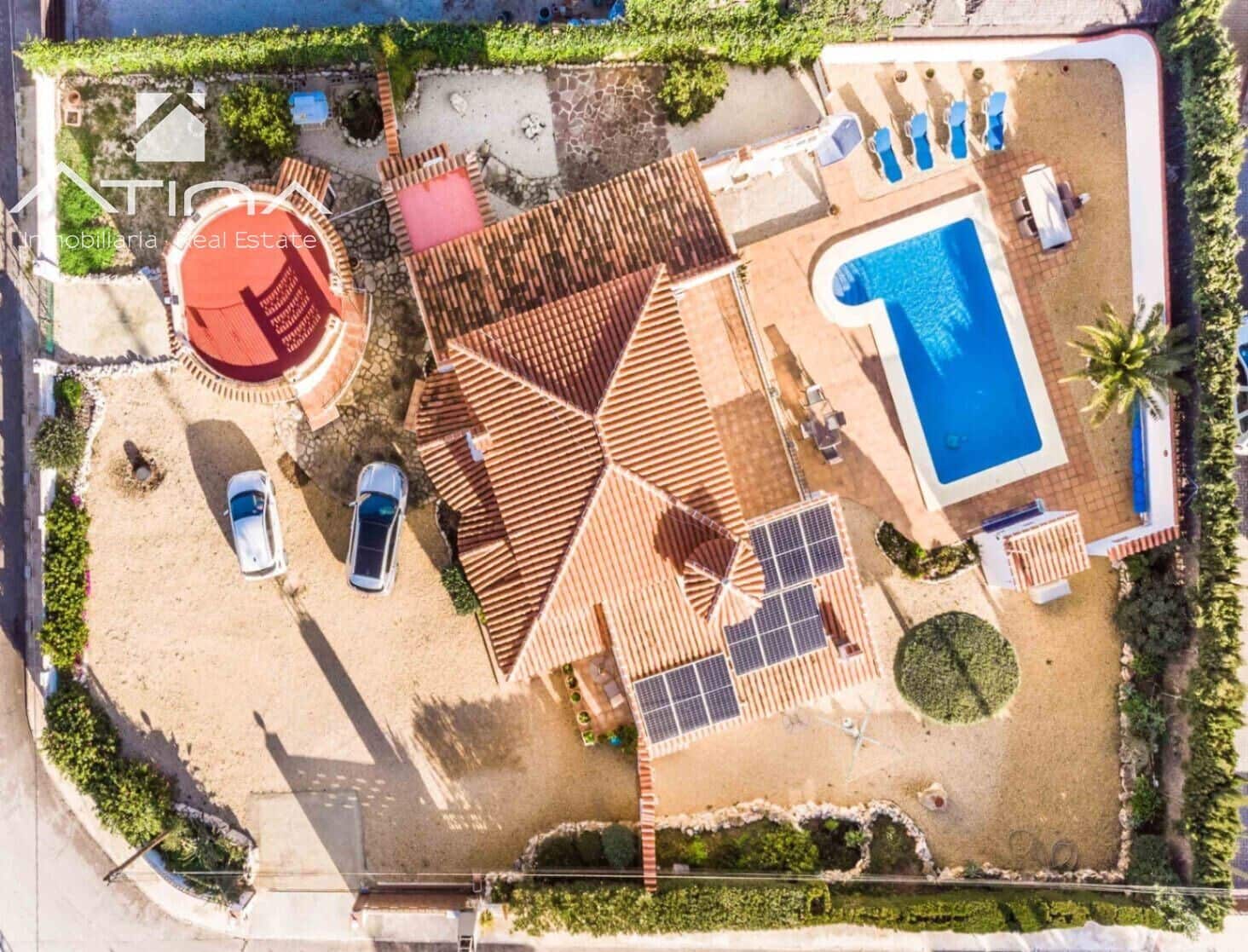 Chalet de 4 habitaciones en Javea / Xàbia en venta con piscina garaje - 795.000 € (Ref: 9012258)