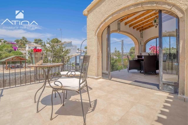 3 Zimmer Villa zu verkaufen in Javea / Xàbia mit Pool Garage - 745.000 € (Ref: 9014533)