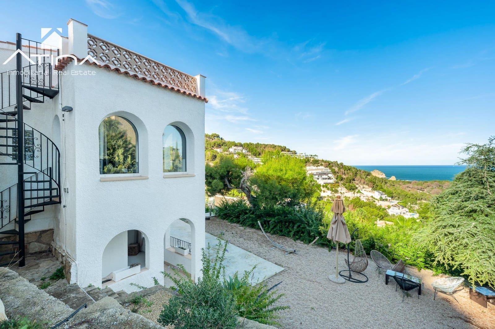 5 sypialnia Willa na sprzedaż w Javea / Xabia z basenem garażem - 1 350 000 € (Ref: 9014534)