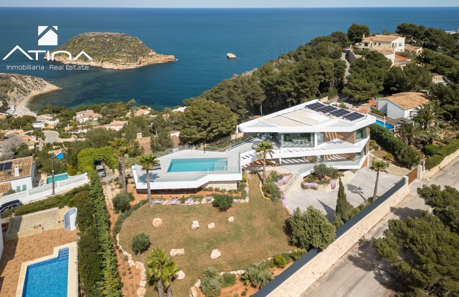 4 soveværelse Villa til salg i Javea / Xabia med swimmingpool garage - € 4.125.000 (Ref: 9023757)