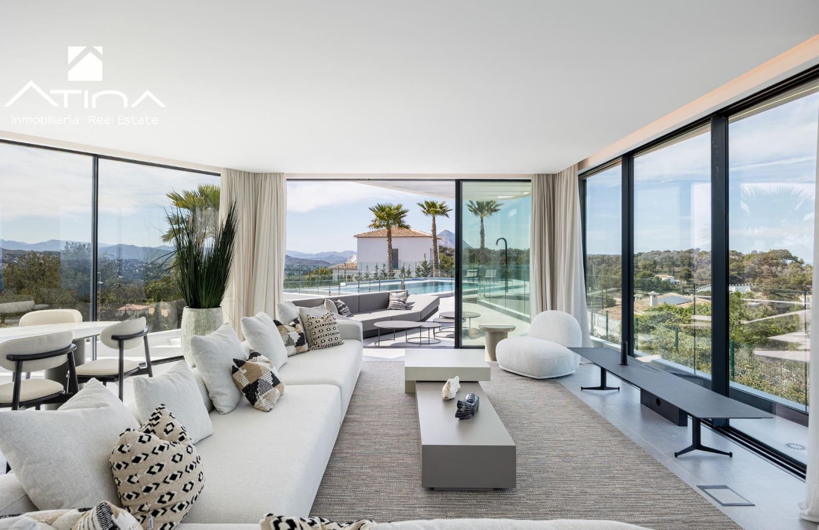 4 soveværelse Villa til salg i Javea / Xabia med swimmingpool garage - € 4.125.000 (Ref: 9023757)