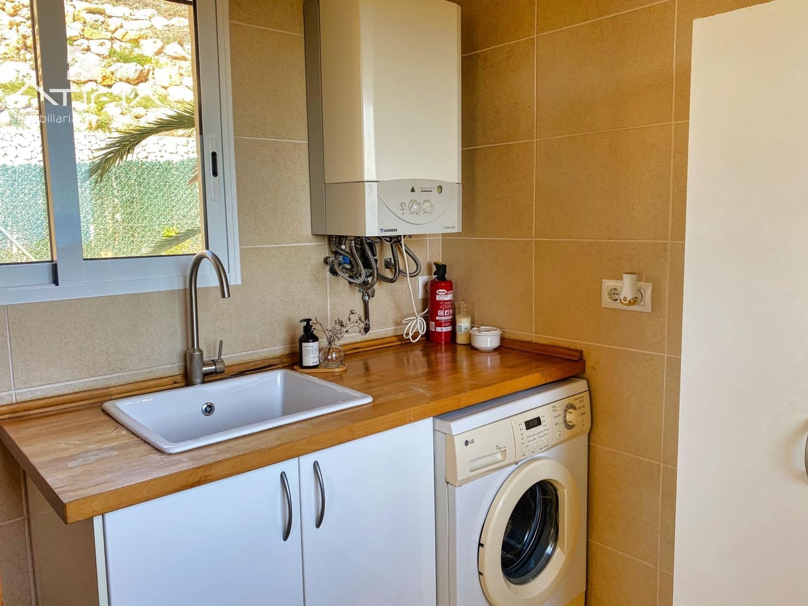 4 soveværelse Villa til salg i Javea / Xabia med swimmingpool garage - € 995.000 (Ref: 9024189)