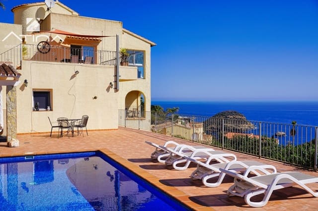 4 makuuhuone Huvila myytävänä paikassa Portichol - Balcón al Mar, Javea / Xàbia mukana uima-altaan 
autotalli - 1 150 000 € (Ref: 9024189)