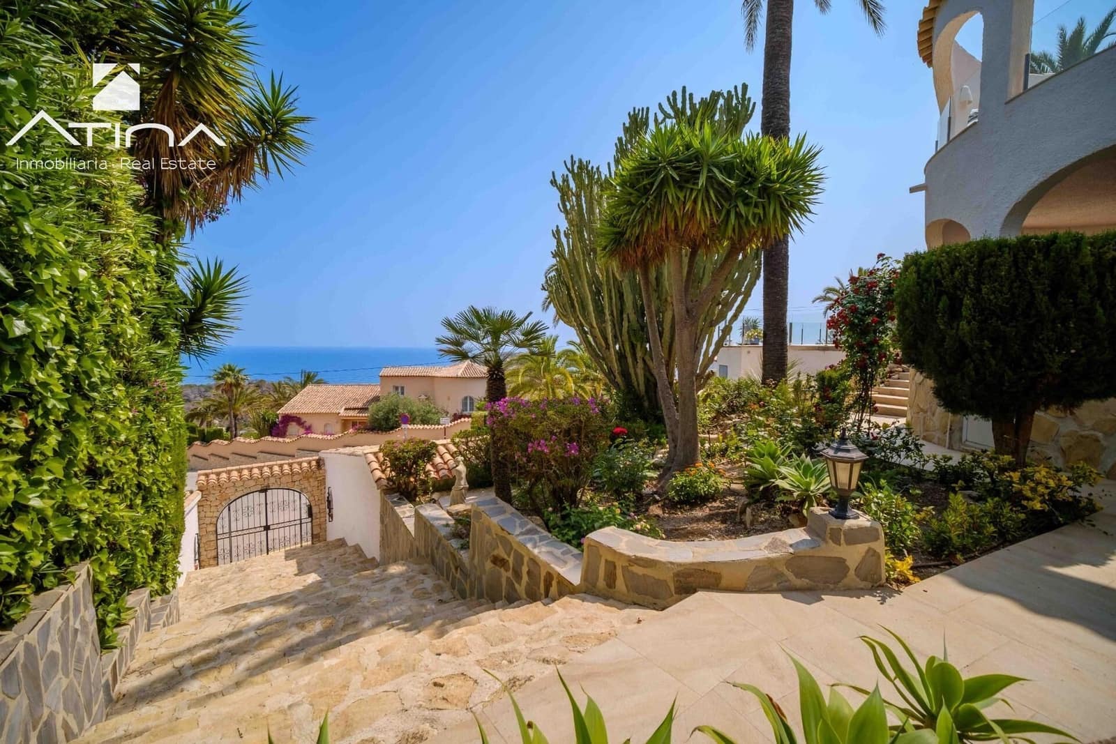 4 sovrum Villa till salu i Javea / Xabia med pool garage - 1 395 000 € (Ref: 9037948)