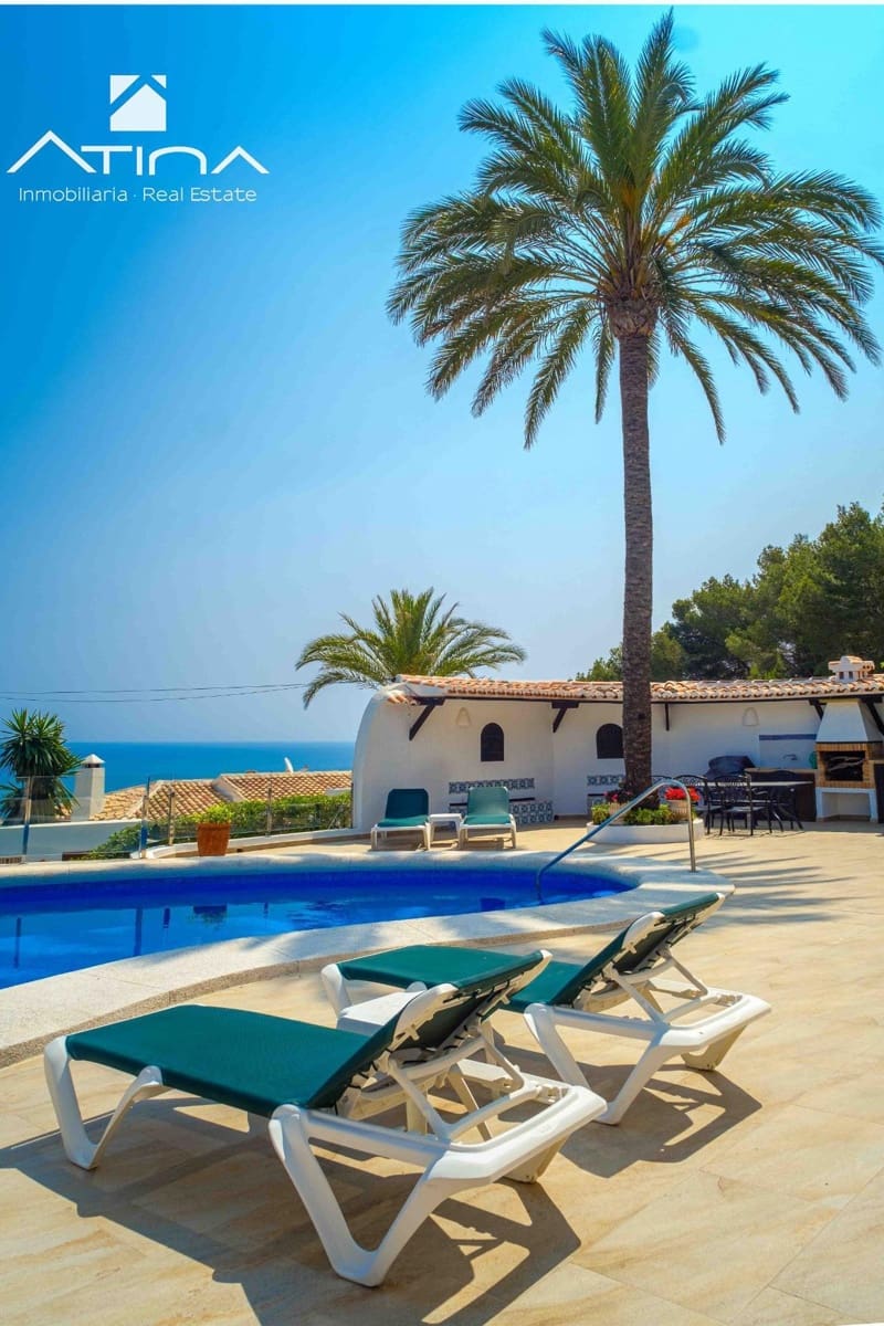 4 sovrum Villa till salu i Javea / Xabia med pool garage - 1 395 000 € (Ref: 9037948)