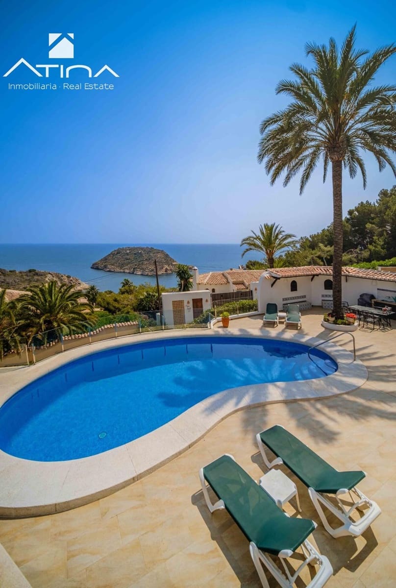 4 sovrum Villa till salu i Javea / Xabia med pool garage - 1 395 000 € (Ref: 9037948)