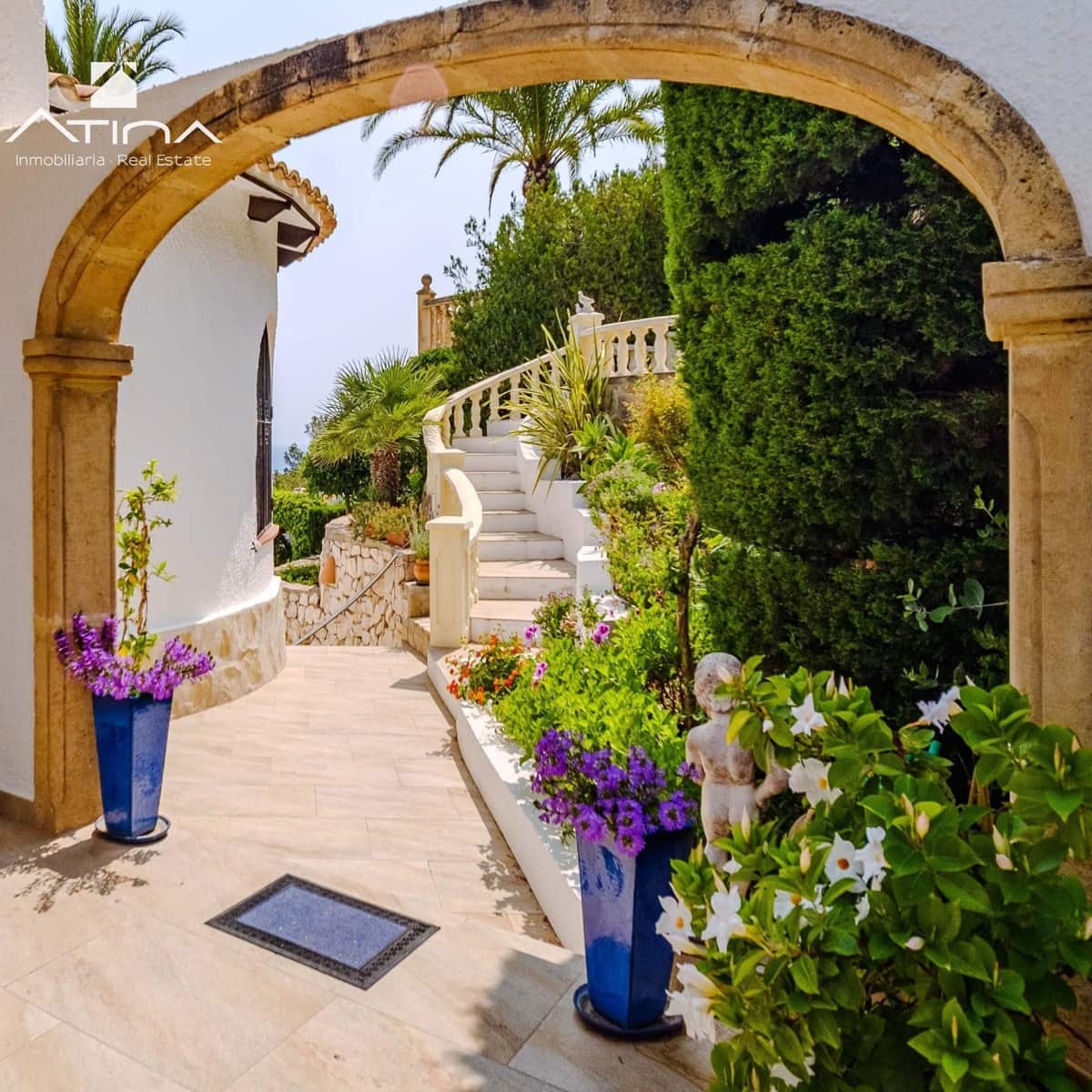 4 sovrum Villa till salu i Javea / Xabia med pool garage - 1 395 000 € (Ref: 9037948)