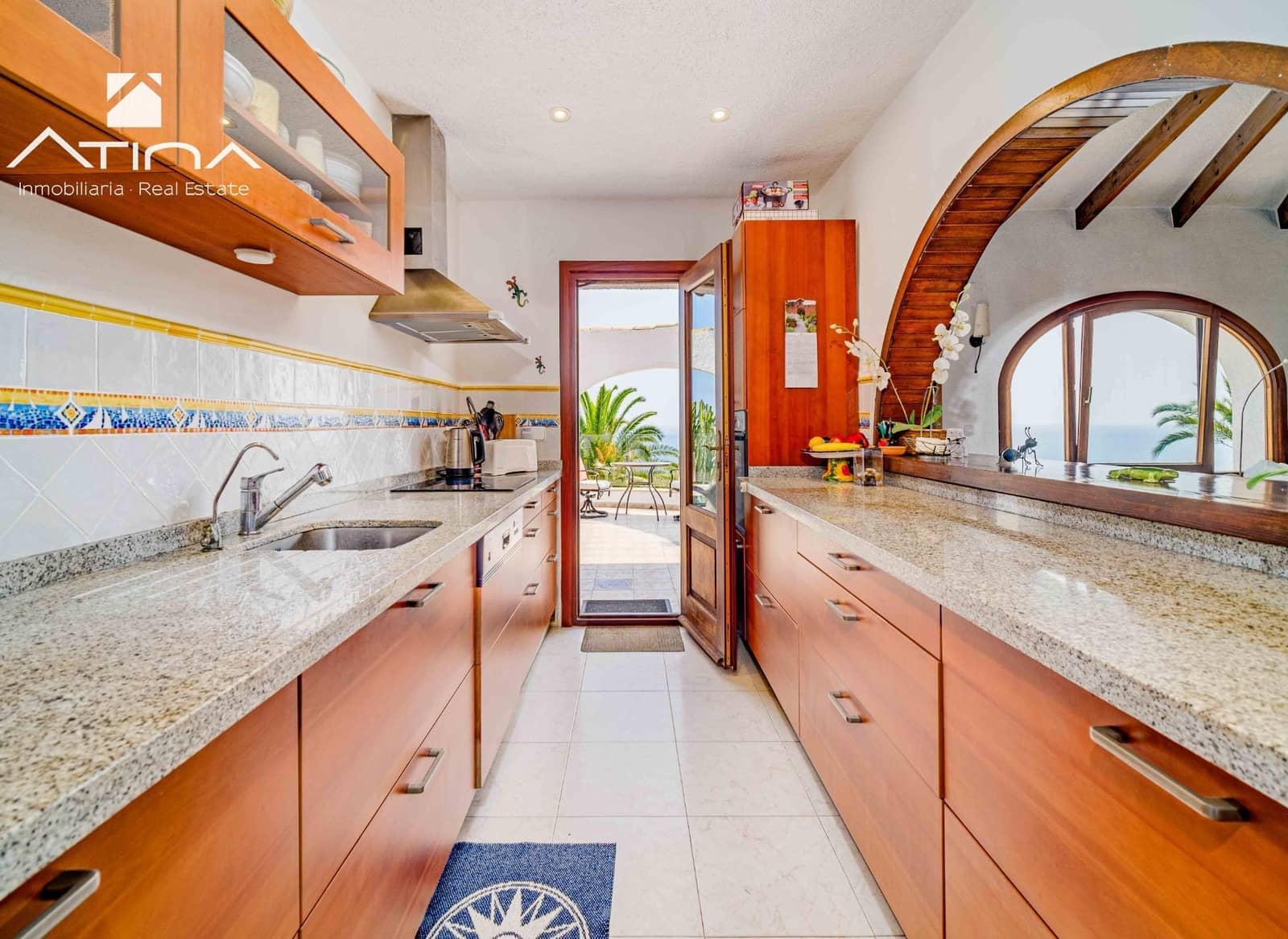 4 sovrum Villa till salu i Javea / Xabia med pool garage - 1 395 000 € (Ref: 9037948)