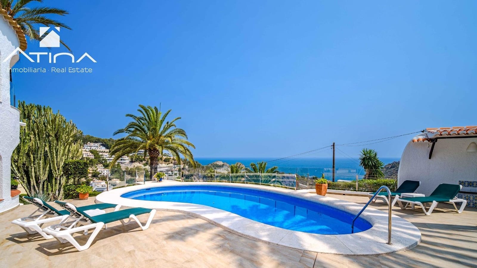 4 sovrum Villa till salu i Javea / Xabia med pool garage - 1 395 000 € (Ref: 9037948)