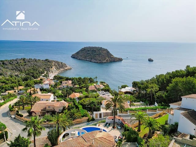 4 makuuhuone Huvila myytävänä paikassa Portichol - Balcón al Mar, Javea / Xàbia mukana uima-altaan 
autotalli - 1 495 000 € (Ref: 9037948)