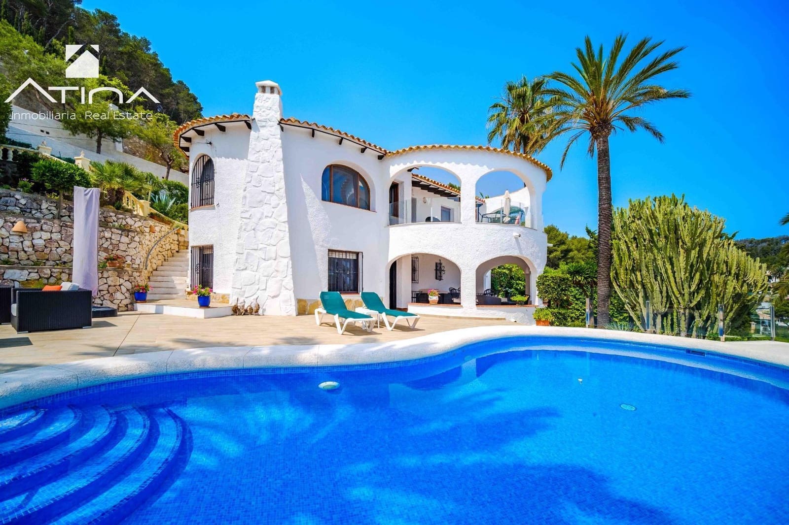 4 sovrum Villa till salu i Javea / Xabia med pool garage - 1 395 000 € (Ref: 9037948)