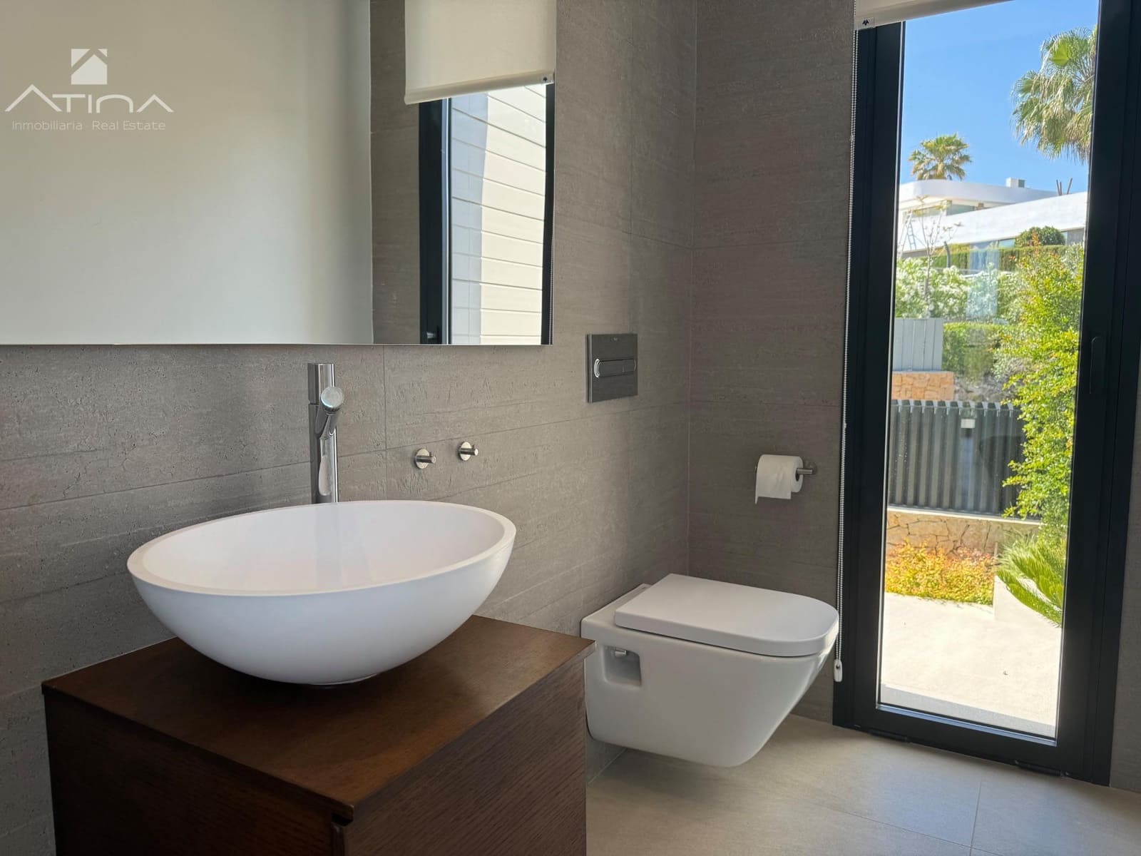 5 soveværelse Villa til salg i Arenal med swimmingpool garage - € 2.500.000 (Ref: 9078120)