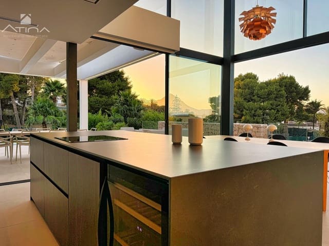 5 bedroom Villa for sale in Arenal, Javea / Xàbia with pool garage - € 2,500,000 (Ref: 9078120)