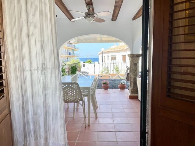 4 soveværelse Rækkehus til salg i Javea / Xàbia med swimmingpool garage - € 900.000 (Ref: 9100893)