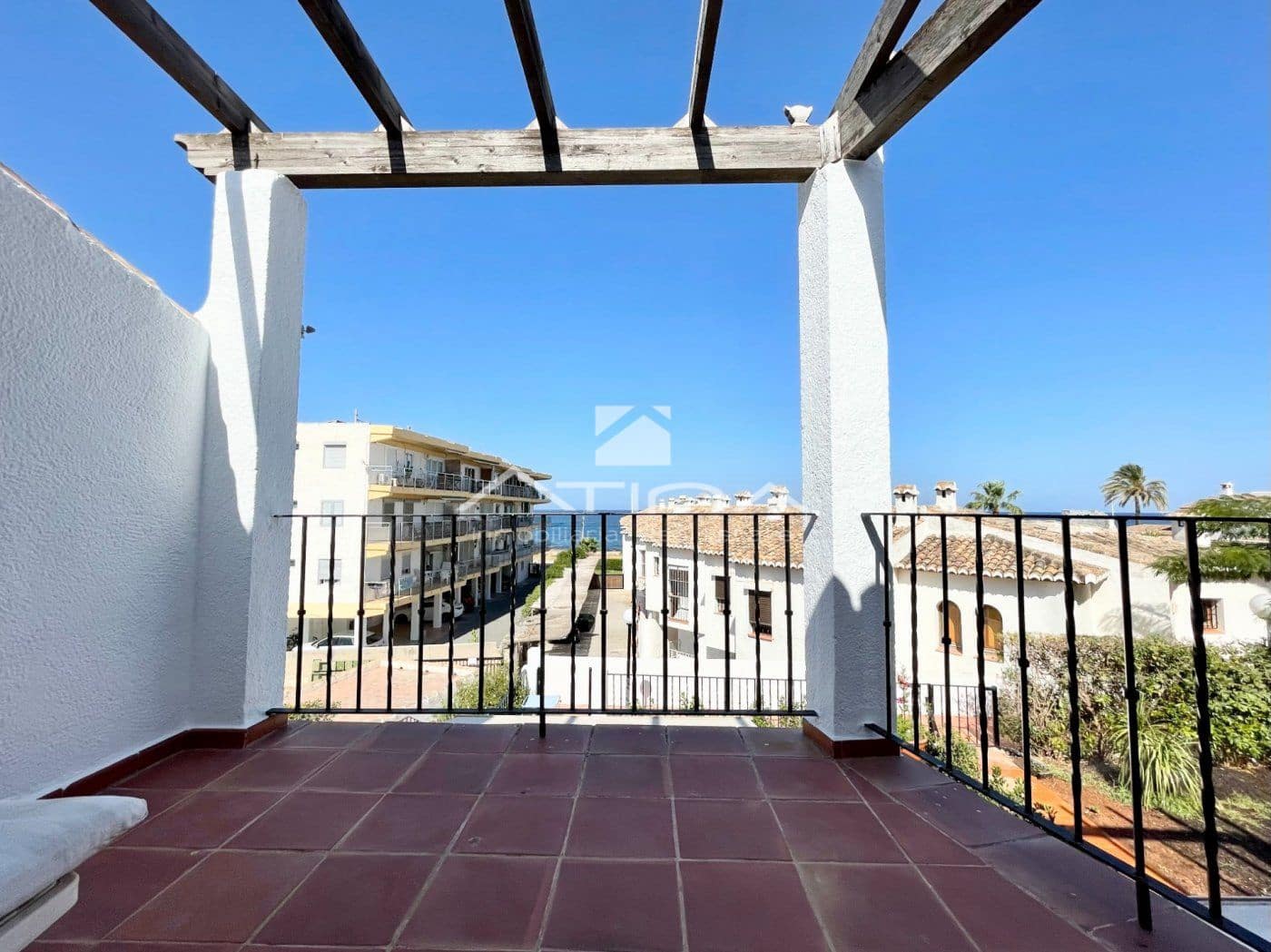 4 soveværelse Rækkehus til salg i Javea / Xabia med swimmingpool garage - € 900.000 (Ref: 9100893)