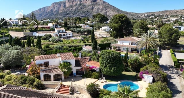 3 soverom Villa til salgs i Montgó - Ermita, Javea / Xàbia med svømmebasseng garasje - € 749 950 (Ref: 9100894)