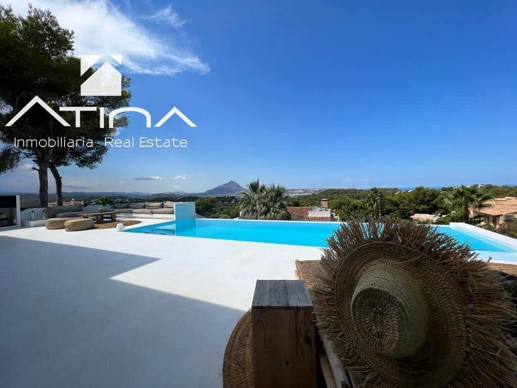 4 soveværelse Villa til salg i Javea / Xabia med swimmingpool garage - € 1.295.000 (Ref: 9100895)