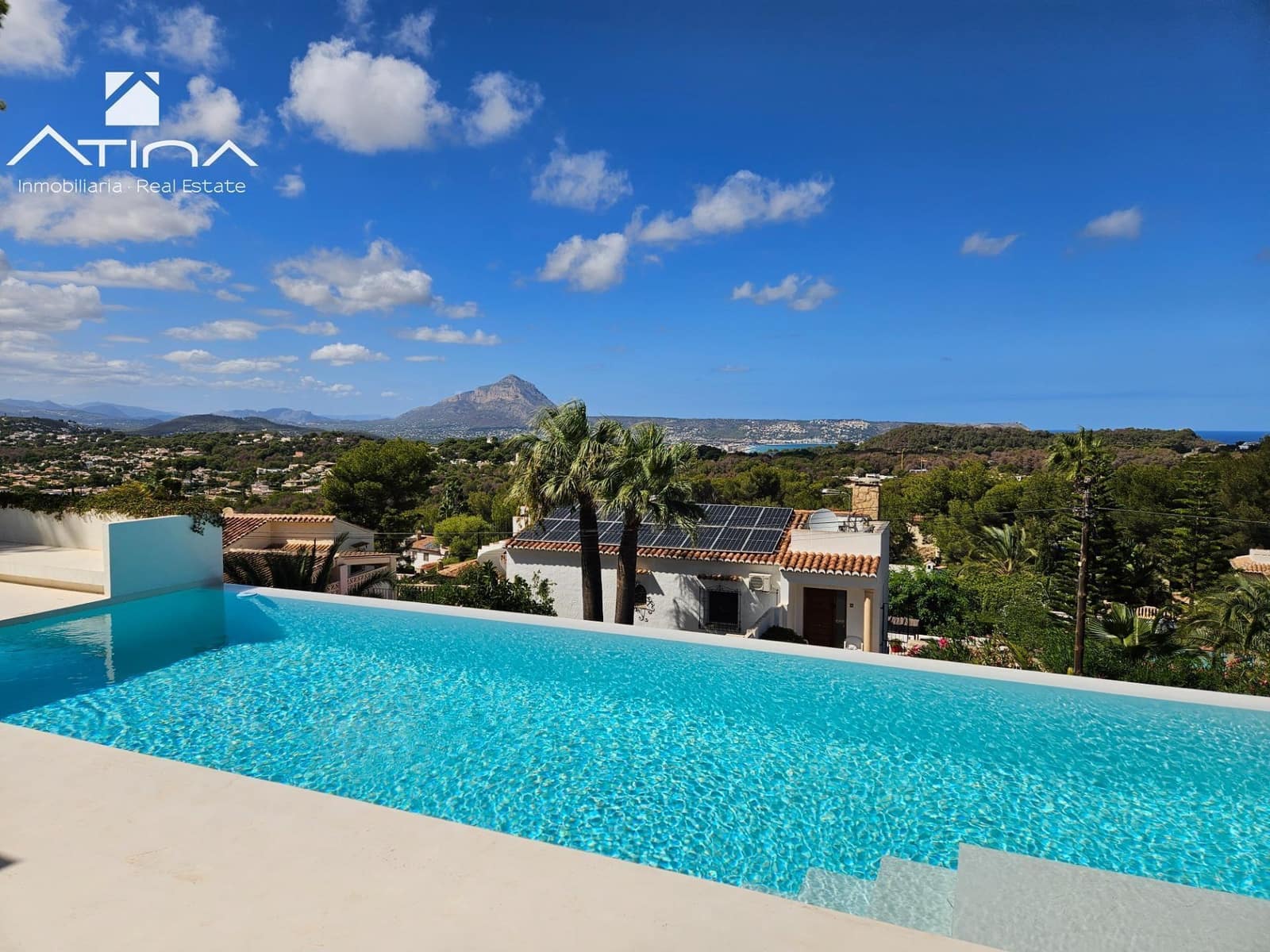 4 soveværelse Villa til salg i Javea / Xabia med swimmingpool garage - € 1.295.000 (Ref: 9100895)