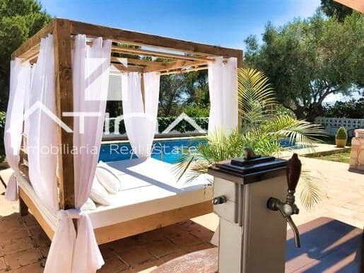 7 sovrum Villa till salu i Javea / Xabia med pool garage - 1 860 000 € (Ref: 9110485)