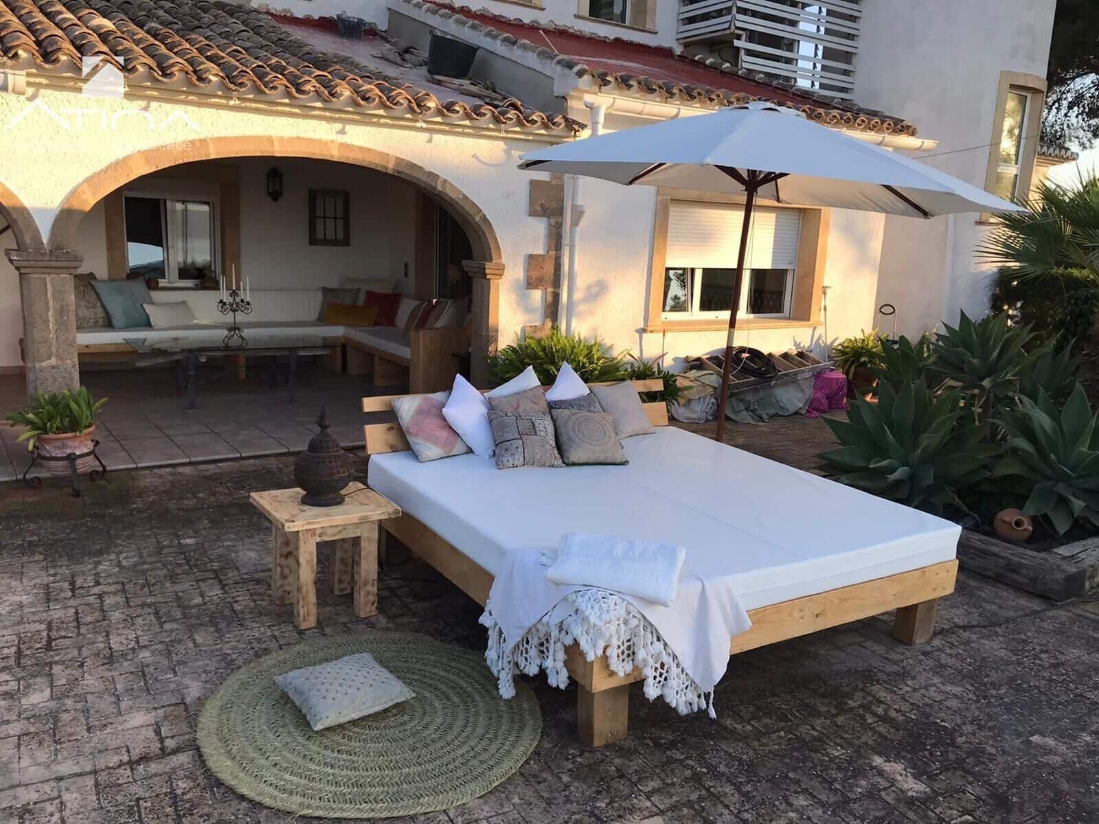 7 sovrum Villa till salu i Javea / Xabia med pool garage - 1 860 000 € (Ref: 9110485)