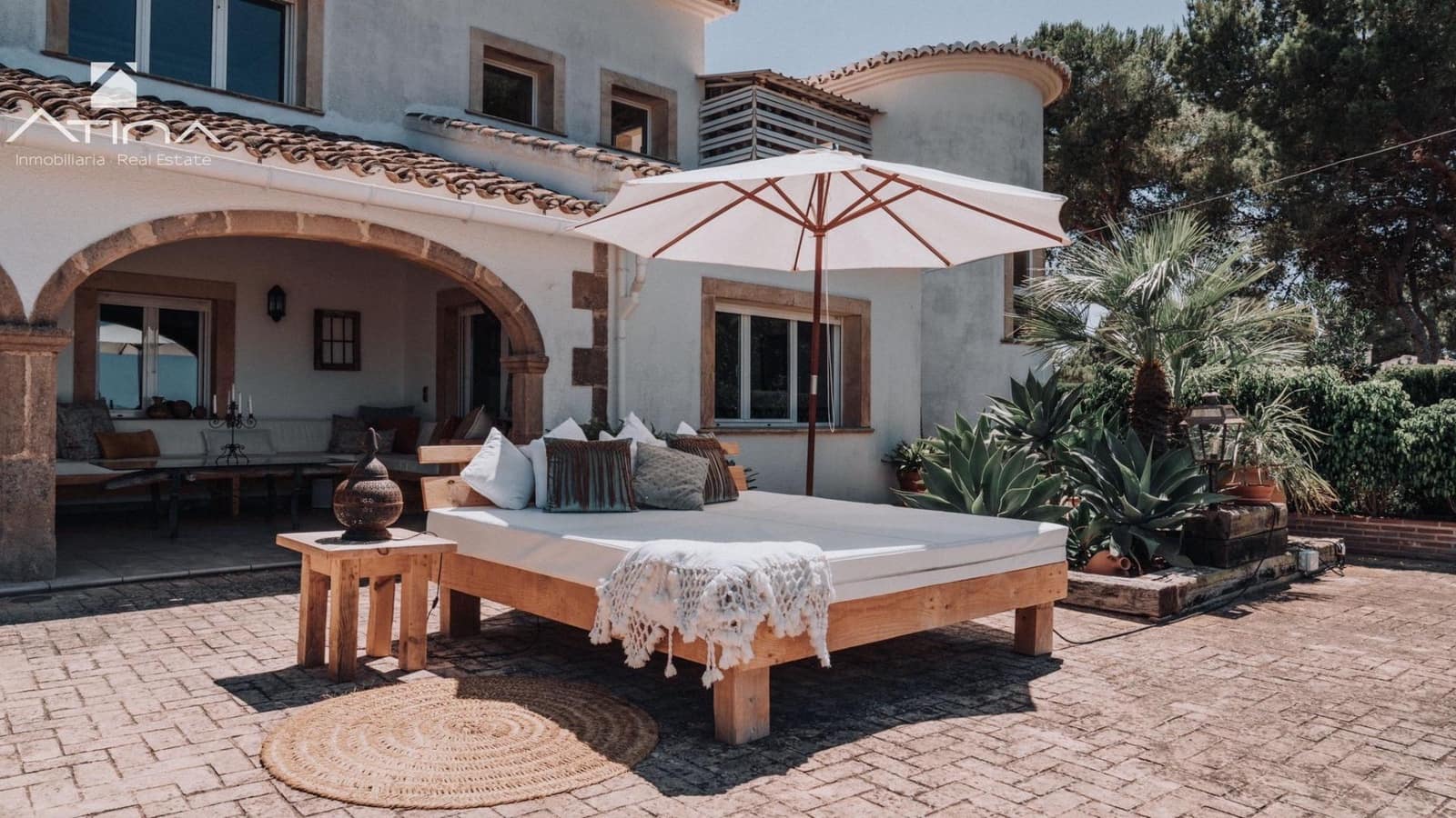 7 sovrum Villa till salu i Javea / Xabia med pool garage - 1 860 000 € (Ref: 9110485)