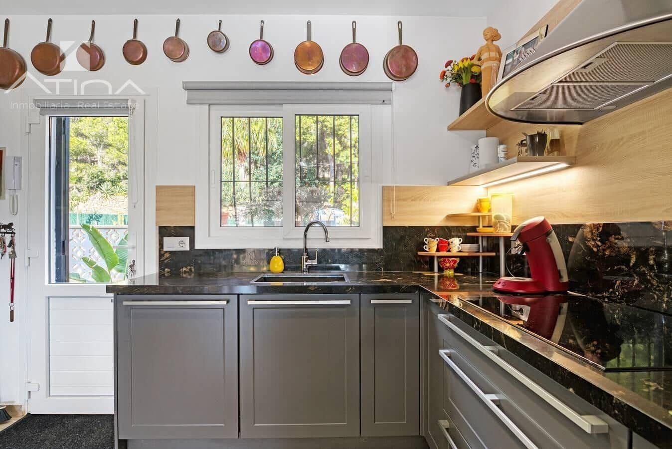 3 makuuhuone Huvila myytävänä paikassa Javea / Xabia mukana uima-altaan 
autotalli - 750 000 € (Ref: 9110486)