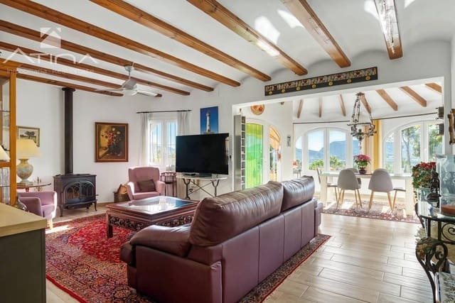 3 soverom Villa til salgs i Montgó - Ermita, Javea / Xàbia med svømmebasseng garasje - € 750 000 (Ref: 9110486)