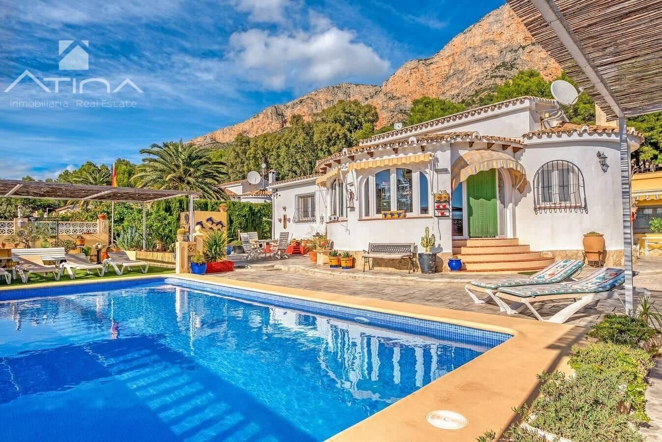 3 makuuhuone Huvila myytävänä paikassa Javea / Xabia mukana uima-altaan 
autotalli - 750 000 € (Ref: 9110486)