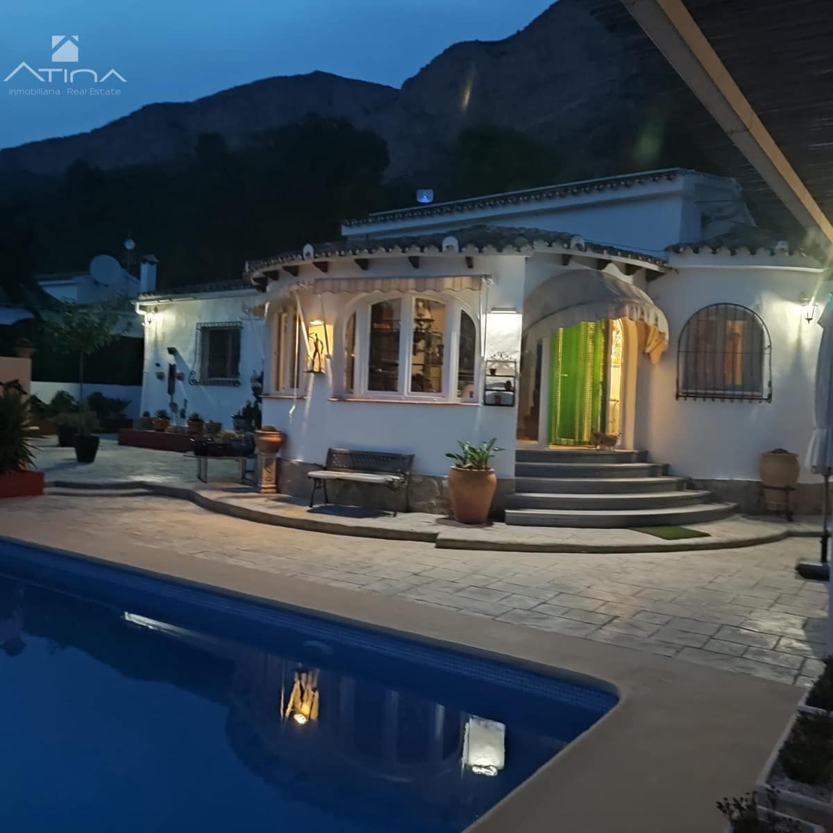 3 makuuhuone Huvila myytävänä paikassa Javea / Xabia mukana uima-altaan 
autotalli - 750 000 € (Ref: 9110486)