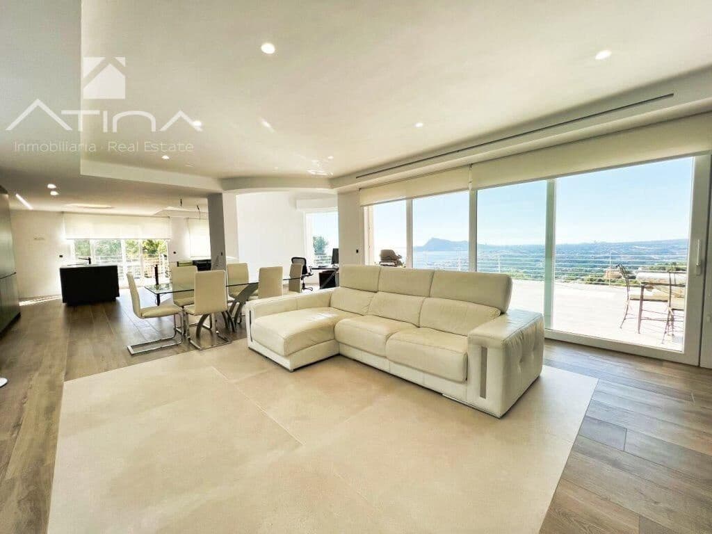 3 sypialnia Willa na sprzedaż w Altea z basenem garażem - 1 750 000 € (Ref: 9110487)