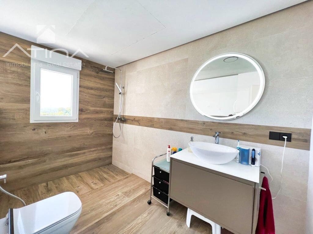 3 sypialnia Willa na sprzedaż w Altea z basenem garażem - 1 750 000 € (Ref: 9110487)