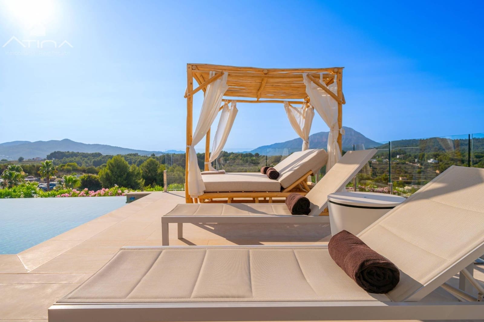 3 bedroom Villa for sale in Javea / Xabia with pool garage - € 1,190,000 (Ref: 9110488)