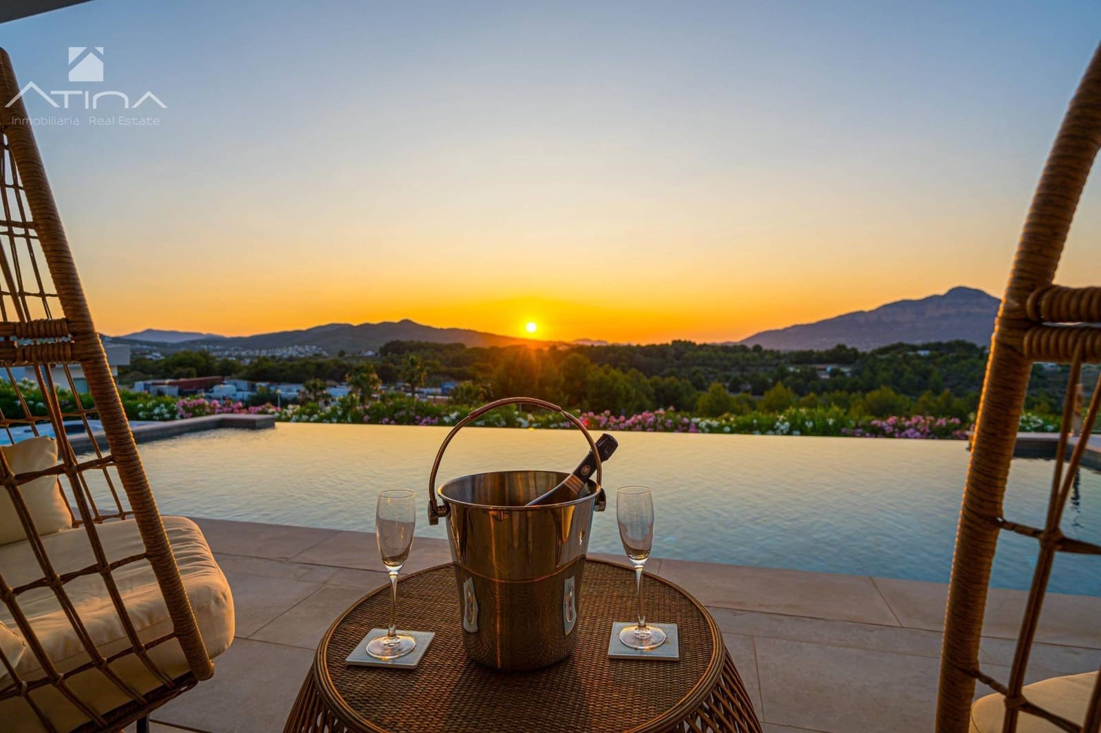 3 bedroom Villa for sale in Javea / Xabia with pool garage - € 1,190,000 (Ref: 9110488)