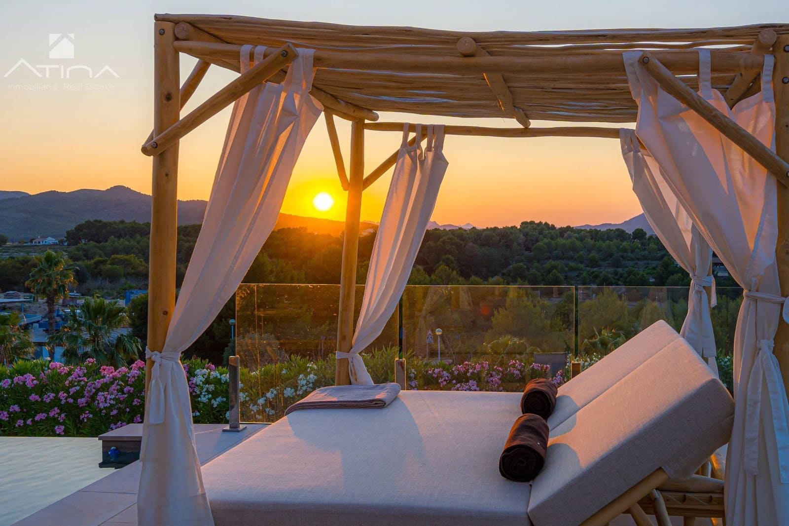 3 bedroom Villa for sale in Javea / Xabia with pool garage - € 1,190,000 (Ref: 9110488)