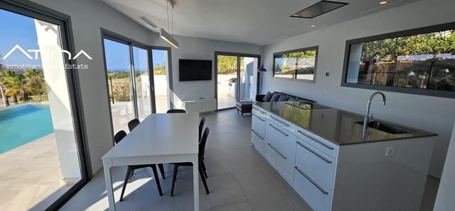 4 quarto Moradia para venda em Javea / Xàbia com piscina garagem - 995 000 € (Ref: 9112518)