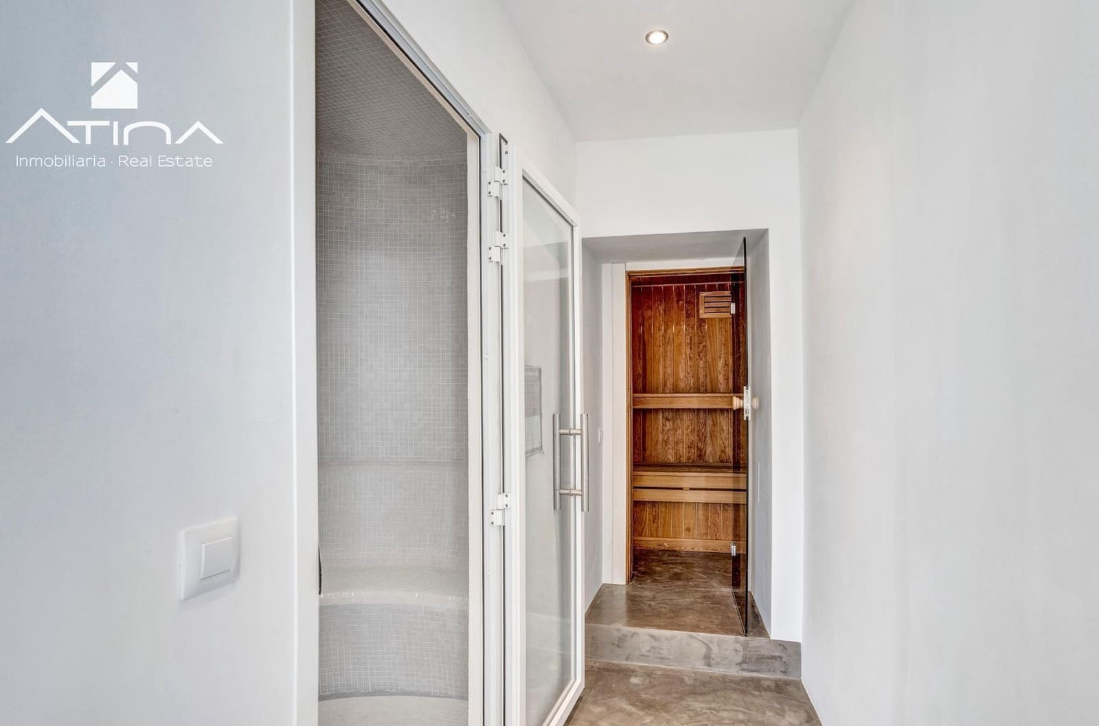 5 bedroom Villa for sale in Javea / Xabia with pool garage - € 2,995,000 (Ref: 9112520)