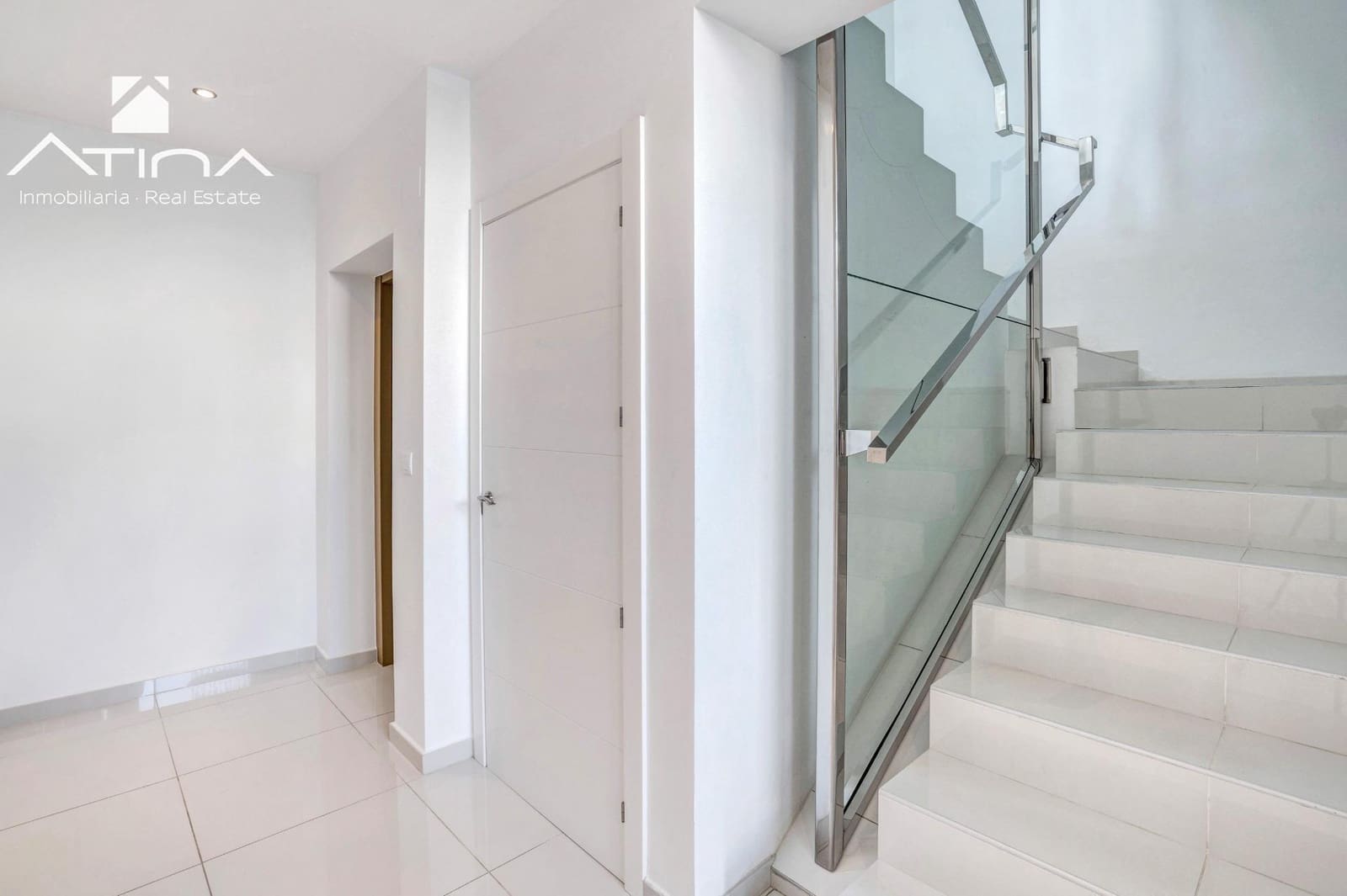 5 bedroom Villa for sale in Javea / Xabia with pool garage - € 2,995,000 (Ref: 9112520)