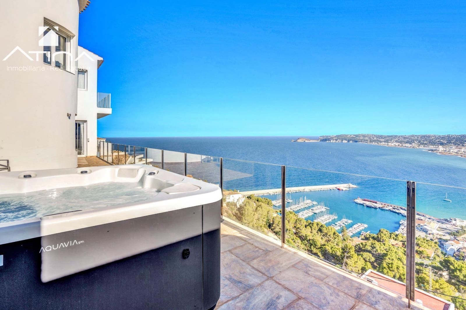 5 bedroom Villa for sale in Javea / Xabia with pool garage - € 2,995,000 (Ref: 9112520)