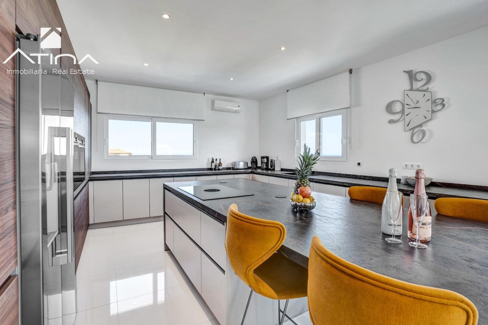 5 bedroom Villa for sale in Javea / Xabia with pool garage - € 2,995,000 (Ref: 9112520)